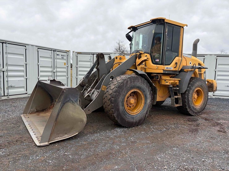 2012-volvo-l60g-image-1