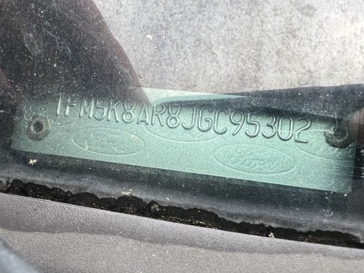 2018-ford-explorer-image-9