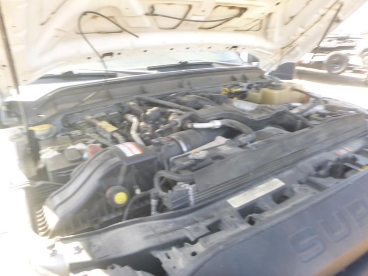 2011-ford-f550-image-13