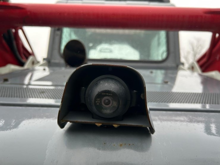 2018-takeuchi-tl12v2-image-16