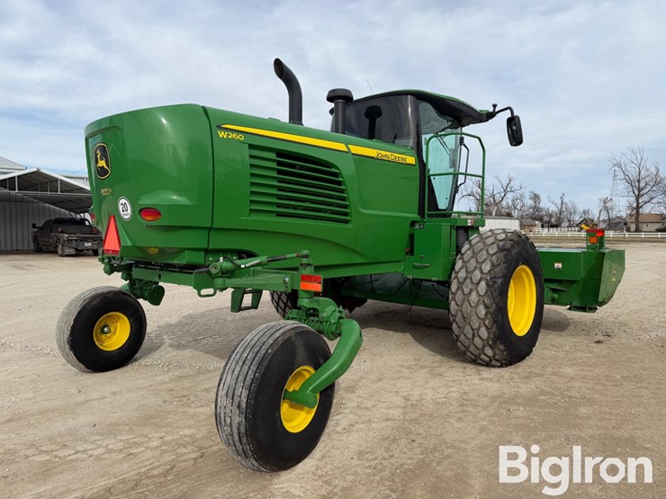 2021-john-deere-w260-image-5