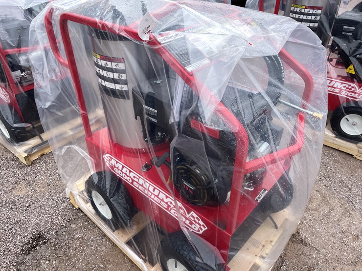 #4300-•-unused-hot-water-pressure-washer-image-15