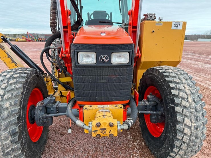 2005-kubota-la1301s-image-43