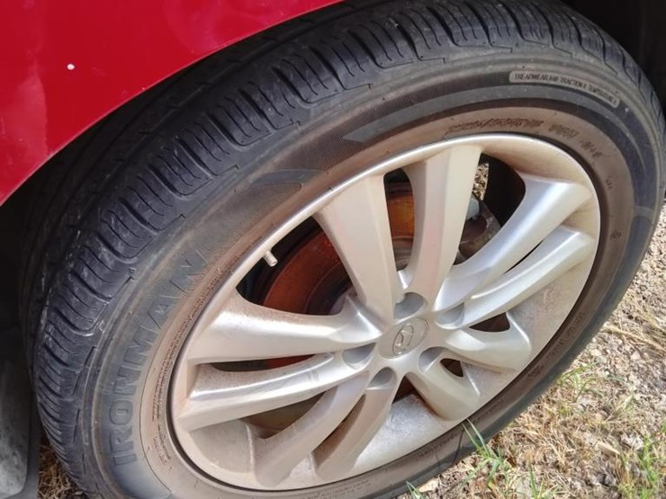 2011-hyundai-tucson-image-8