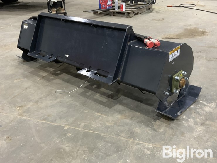 2025-massey-ferguson-730-image-5