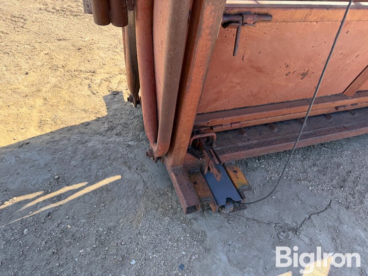 bowman-hydraulic-cattle-chute-image-15
