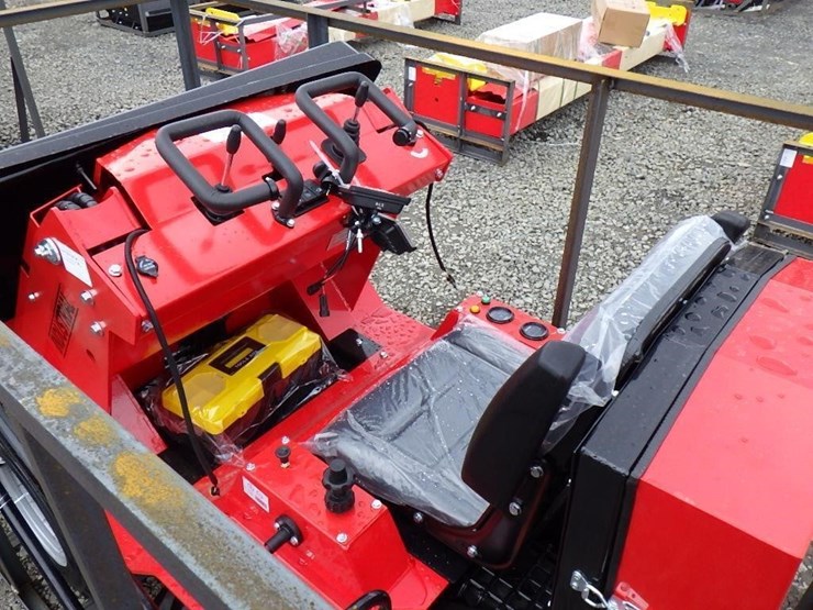 2026-agt-sda-140w-skid-steer-loader-image-14