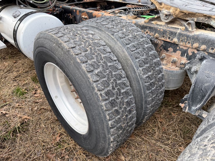 #40953-•-2019-freightliner-cascadia-t/a-daycab-truck-tractor-3akjhtdv4kskd3197-image-7