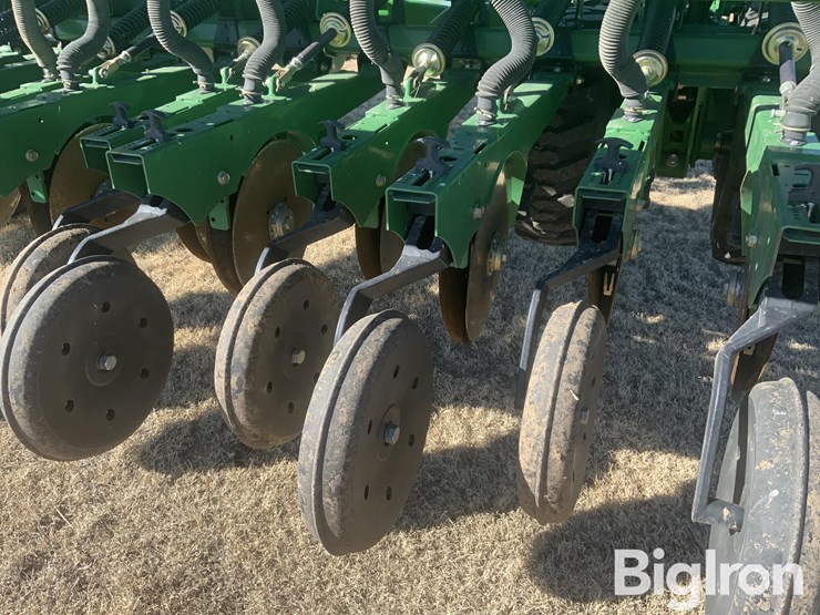 great-plains-3s3000hd-3610-image-12