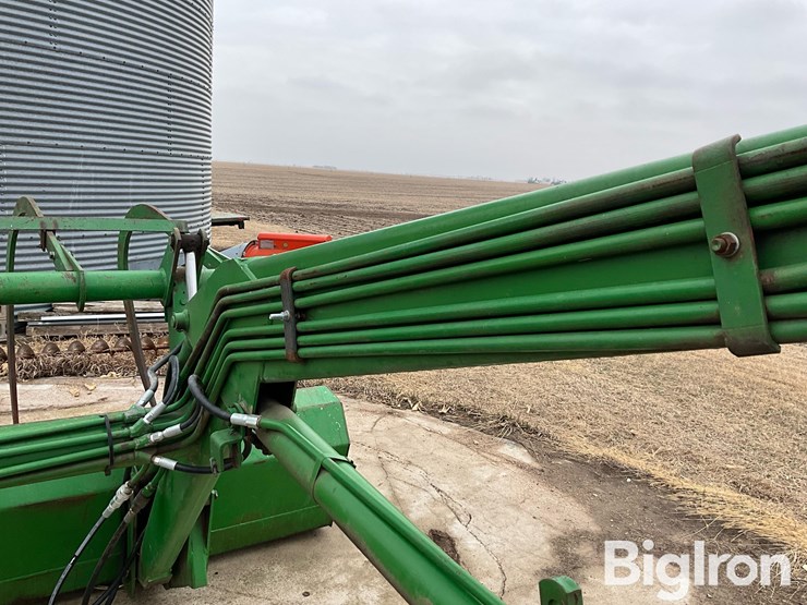 john-deere-158-image-16