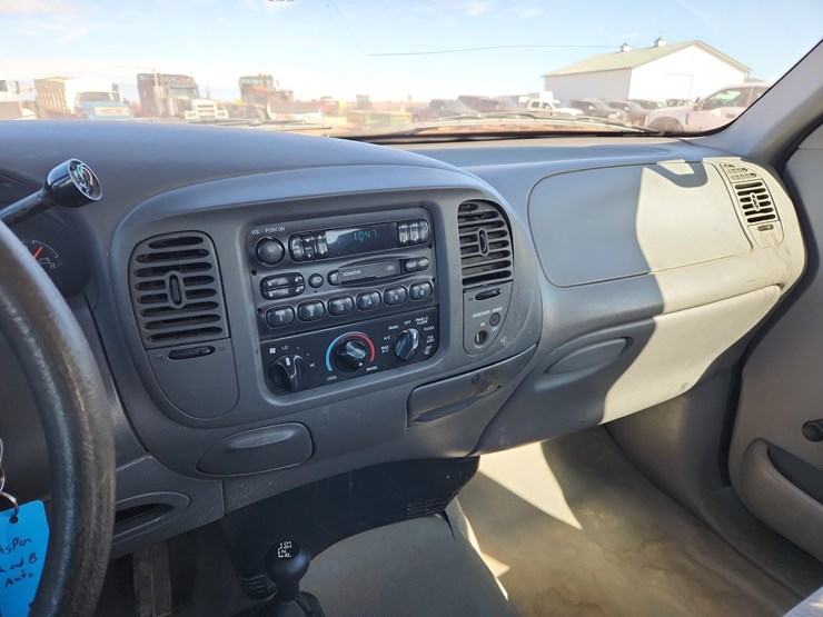 1997-ford-f150-xl-image-7