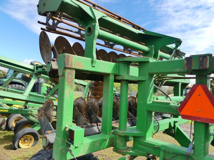 john-deere-2680h-image-9