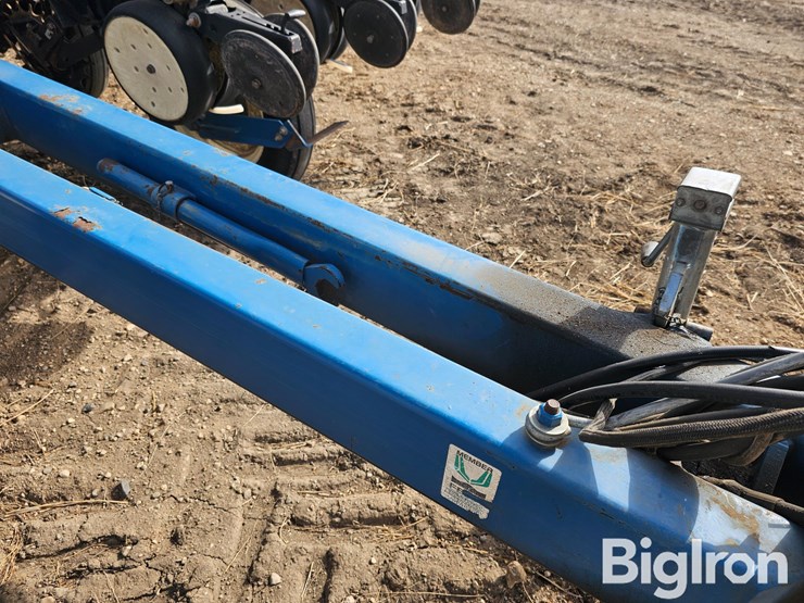 2007-kinze-3200-image-15