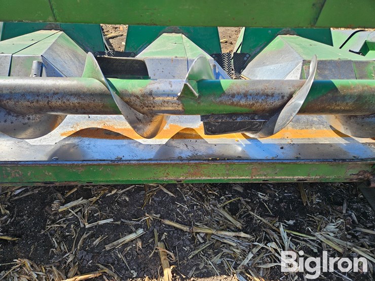 john-deere-444-image-13