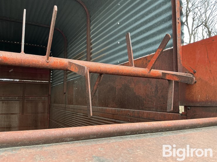 new-holland-83788-forage-wagon-image-20