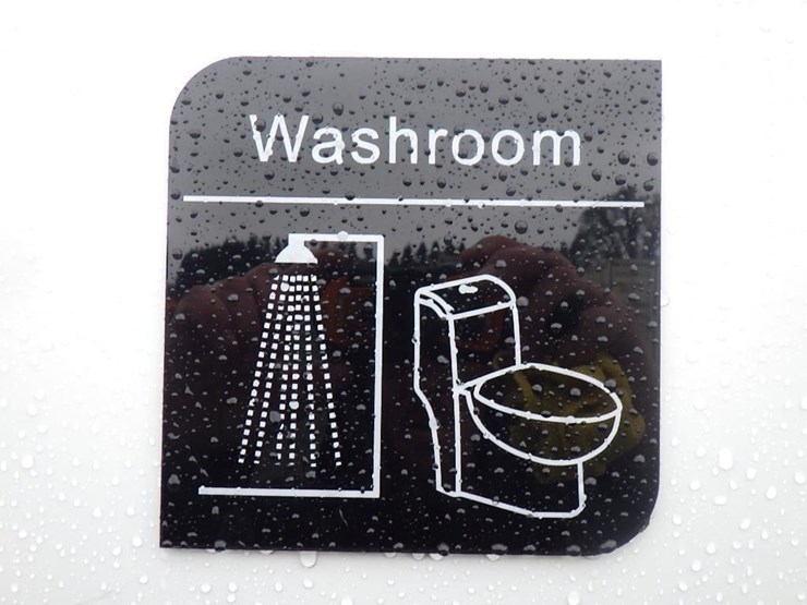 portable-toilet-w/-shower-image-12