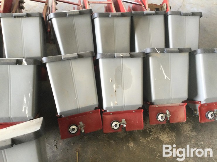 case-ih-1230-image-15