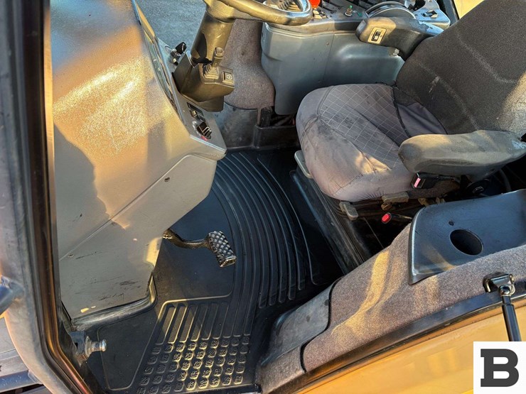 1995-challenger-45-image-31