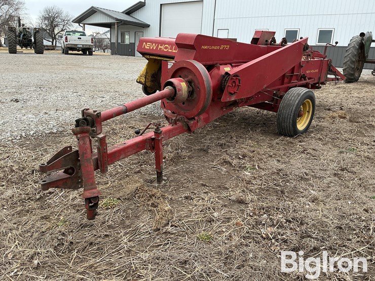 new-holland-273-image-1