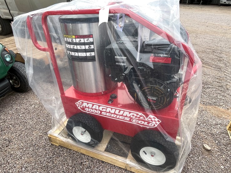 #4302-•-unused-hot-water-pressure-washer-image-16