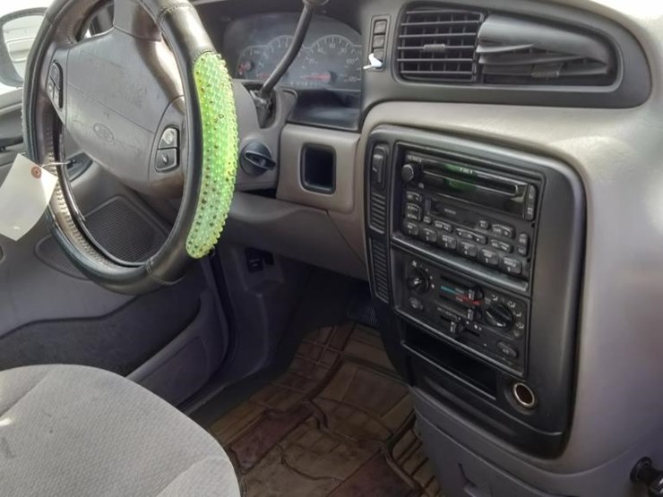 1999-ford-windstar-image-12