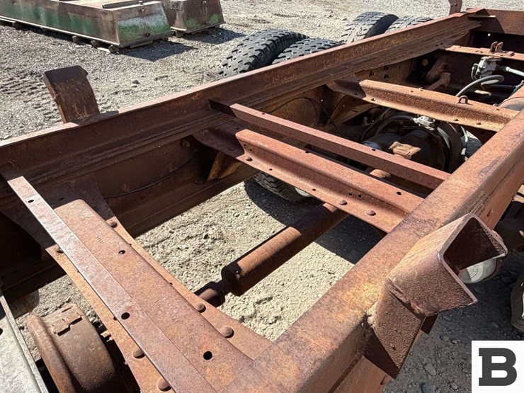 1969-gmc-dump-truck-image-12