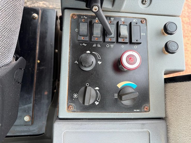 caterpillar-cs-563e-image-57