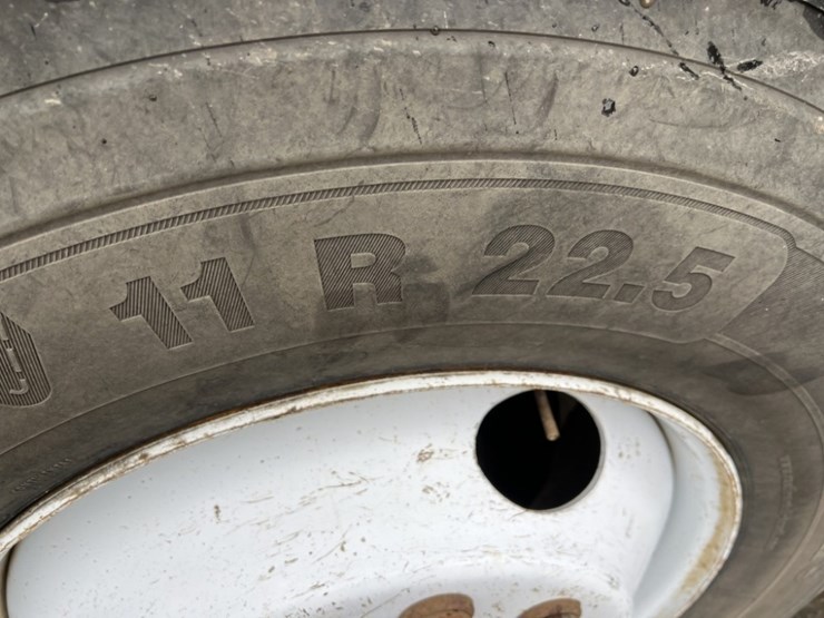 2000-international-4700-image-17