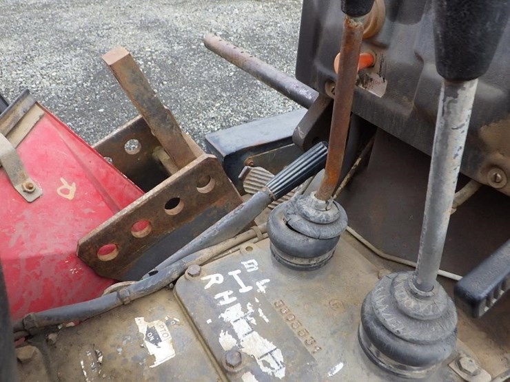 massey-ferguson-mf154/2s-tractor-image-25