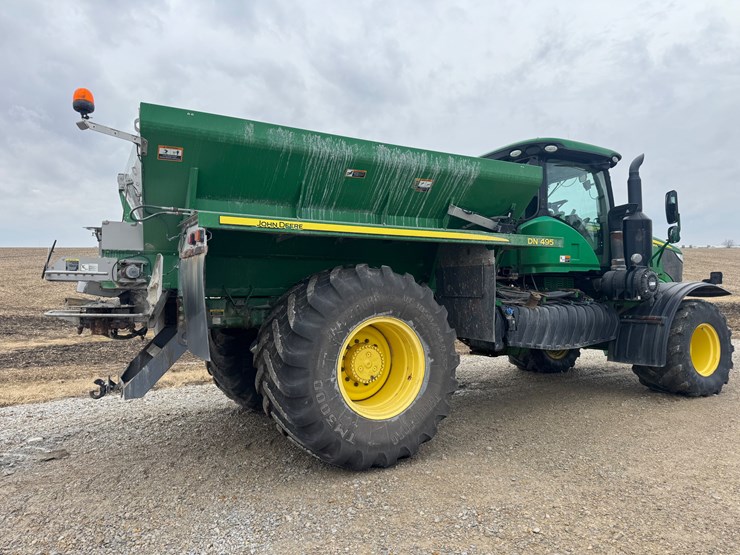 2019-john-deere-f4365-image-7