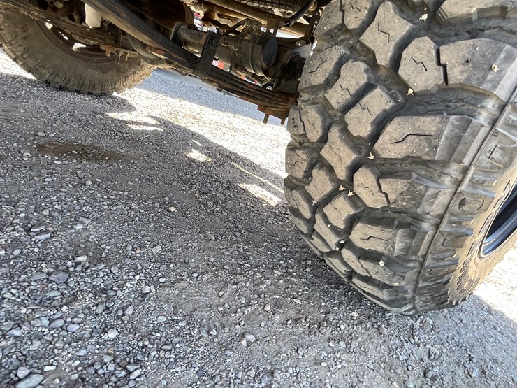 1993-jeep-wrangler-image-33