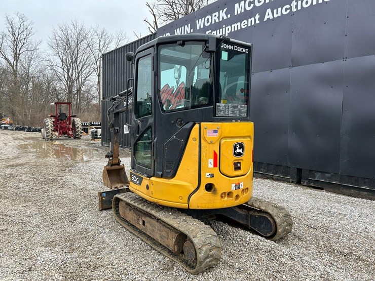 2022-deere-30g-image-2