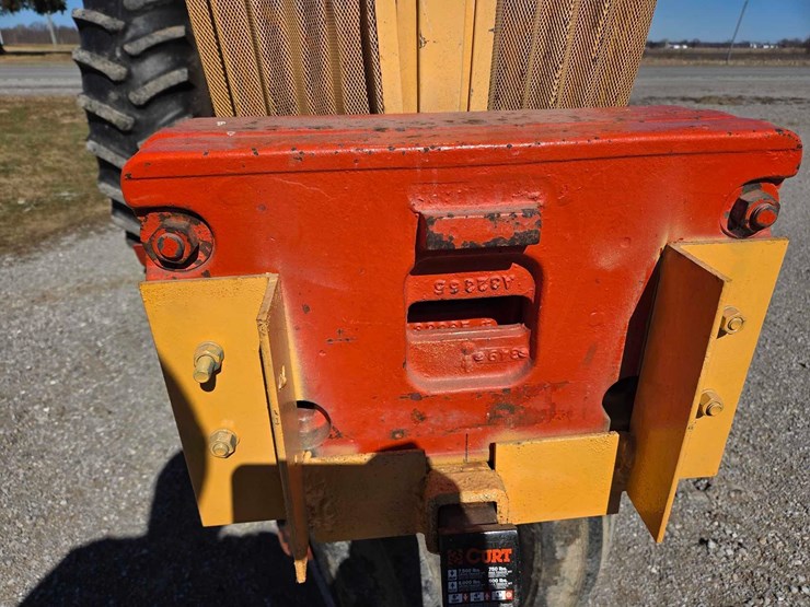 case-730-comfort-king-tractor-image-48