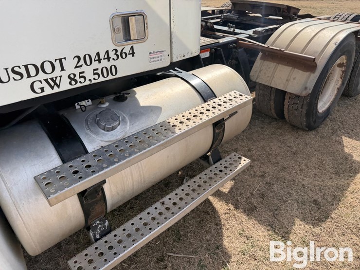 2005-freightliner-columbia-120-t/a-truck-tractor-image-15