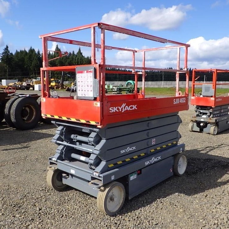 Skyjack SJ-4632 Scissor Lift