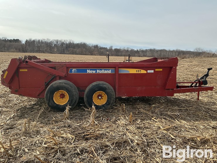 2013-new-holland-195-image-4