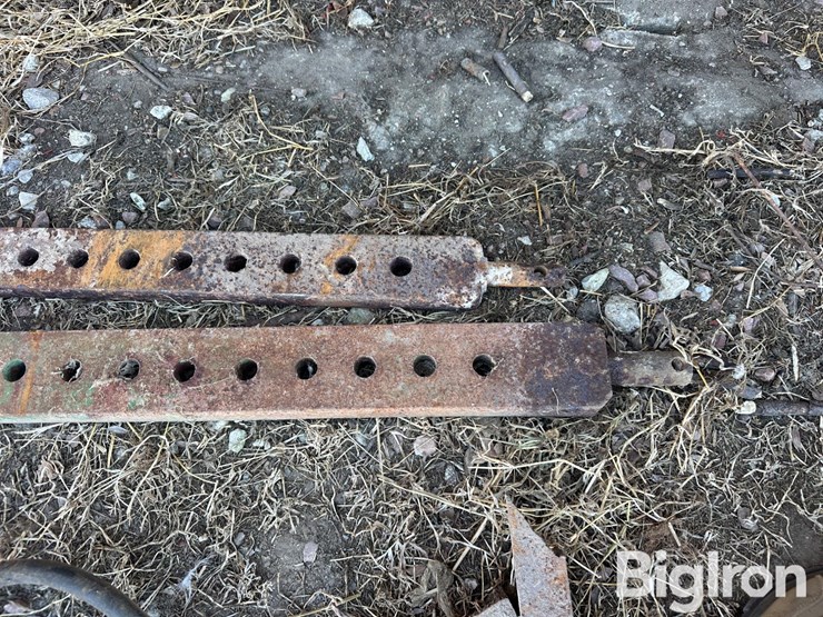 caterpillar-22-image-14