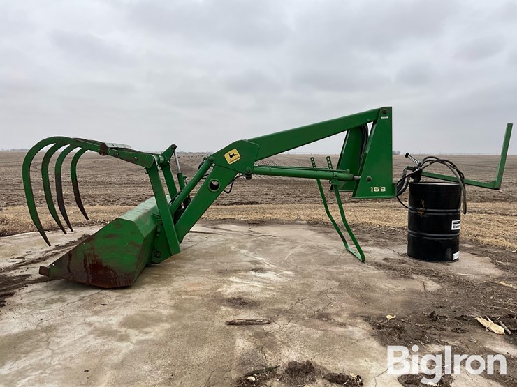john-deere-158-image-8