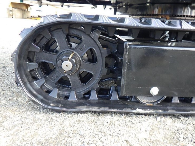 2026-cfg-industry-mh12rx-image-15