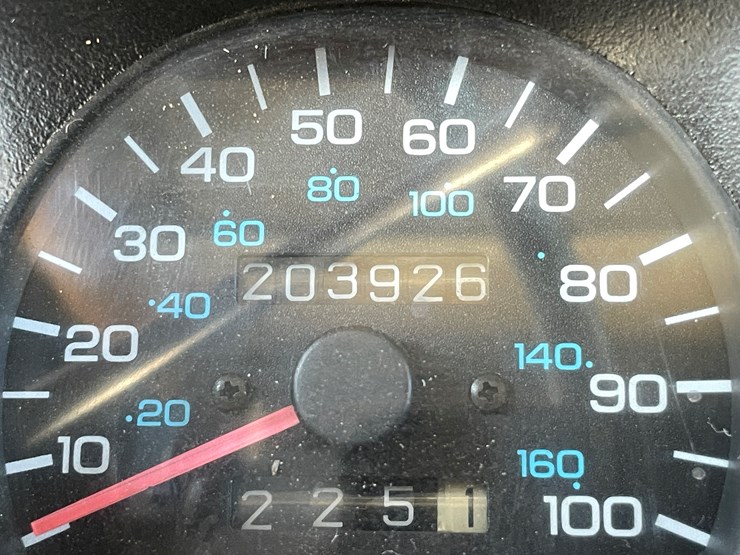 1994-jeep-wrangler-image-30