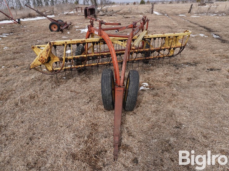 new-holland-258-image-2