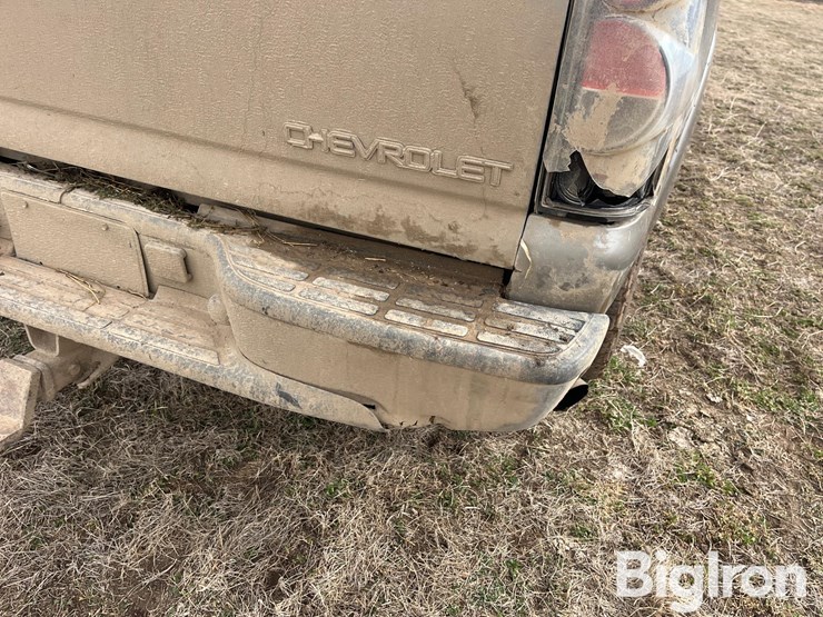 2003-chevrolet-silverado-2500-image-20