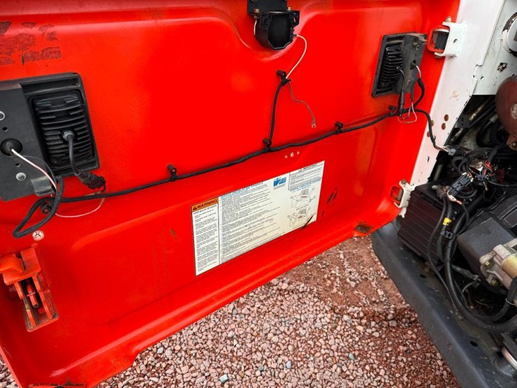 bobcat-t650-image-30