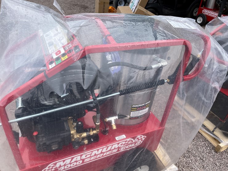 #4300-•-unused-hot-water-pressure-washer-image-16