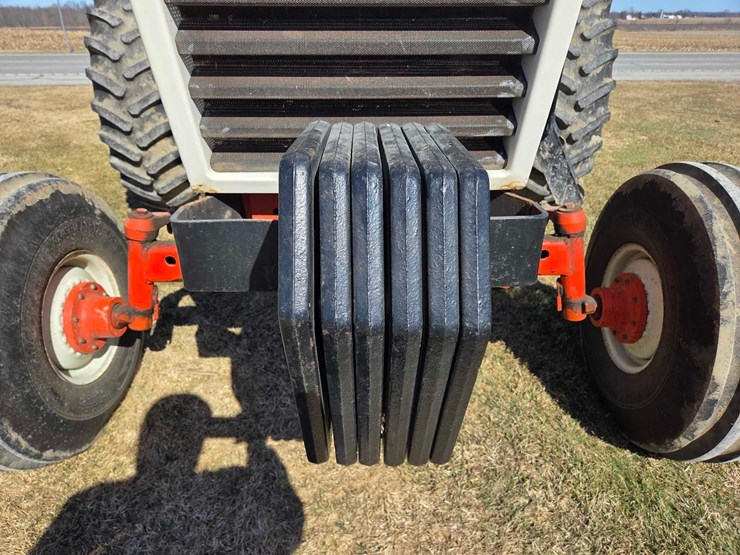 case-2290-tractor-image-30