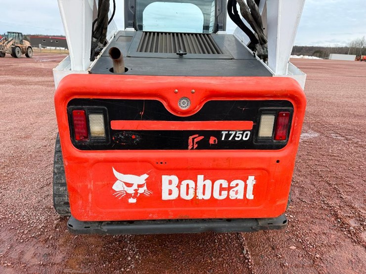 bobcat-t750-image-27