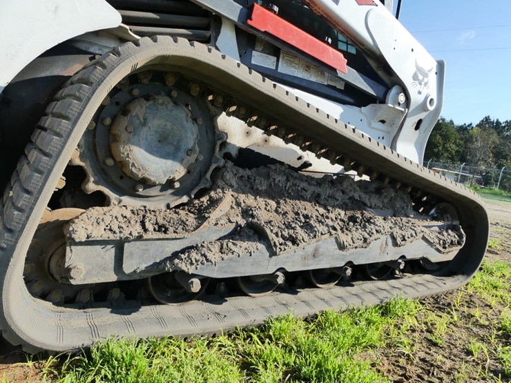 2022-bobcat-t770-image-7