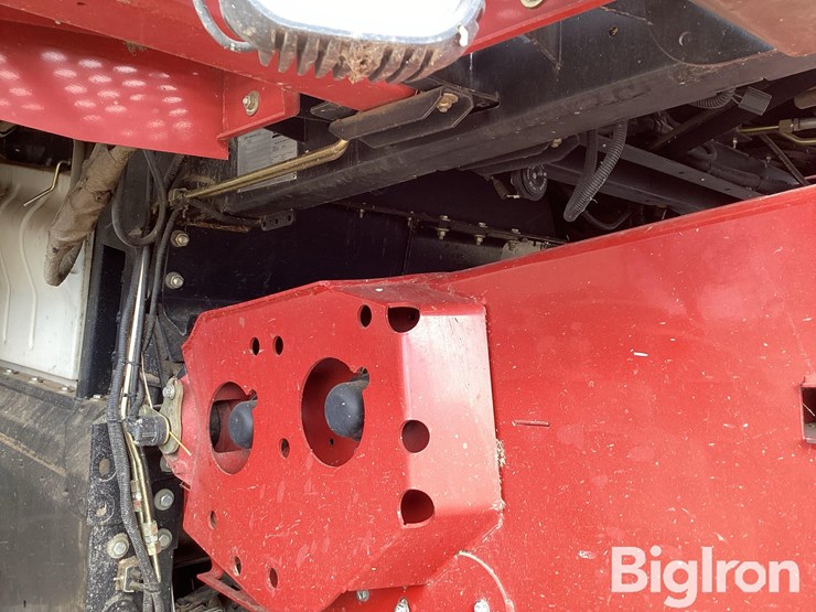 2012-case-ih-7120-image-17