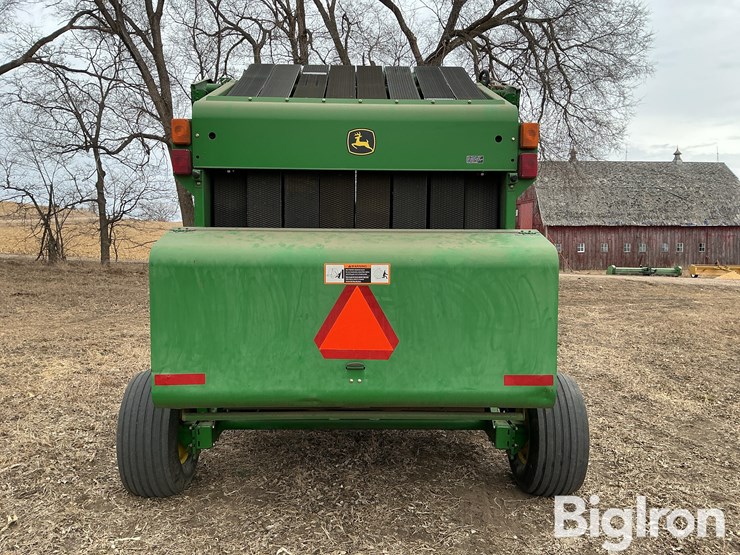 2010-john-deere-567-image-6