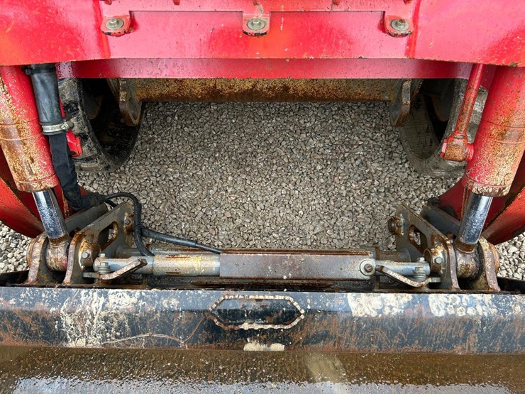 2018-takeuchi-tl12v2-image-10